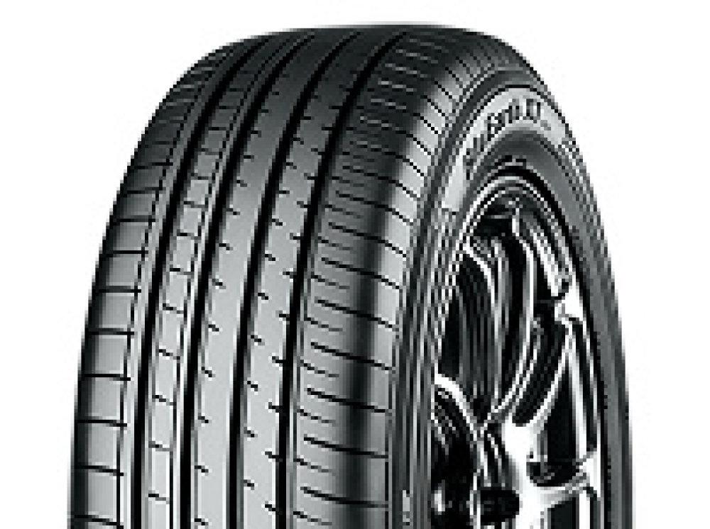 Yokohama BluEarth-XT AE61 235/55R17 103W, XL