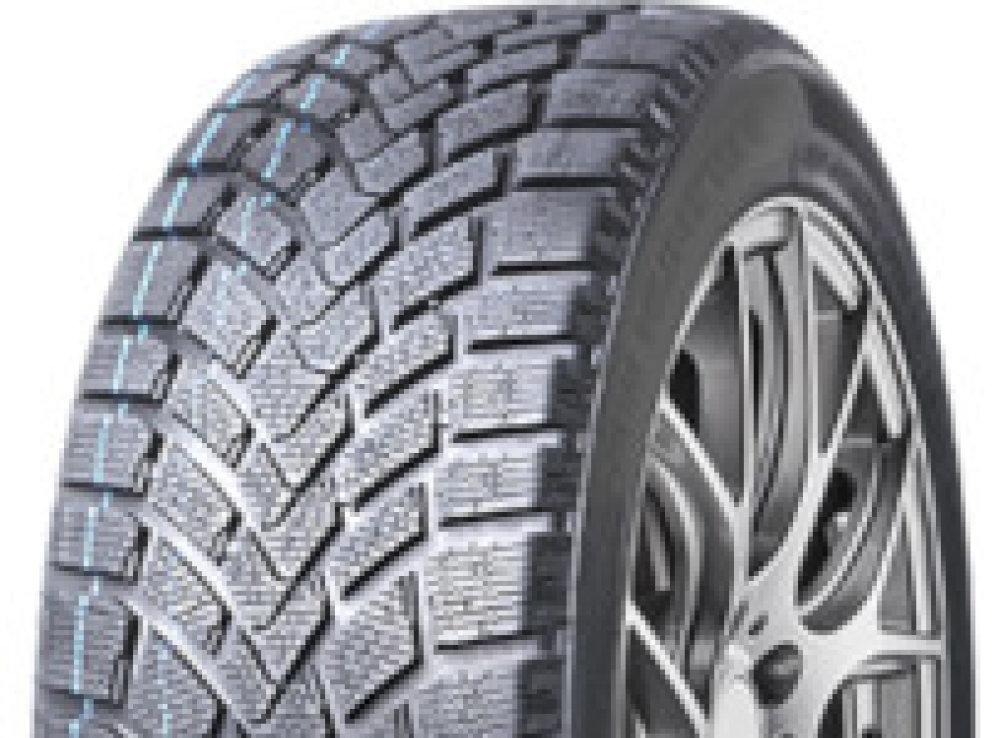 Delmax Snow Hunter 225/45R18 95H, XL