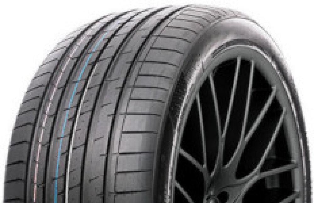 Compasal Blazer UHP II 215/55R18 99W