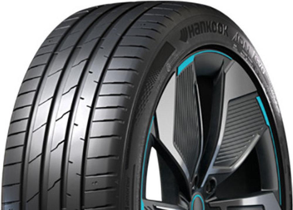 Hankook iON evo IK01 215/35R18 84Y, XL