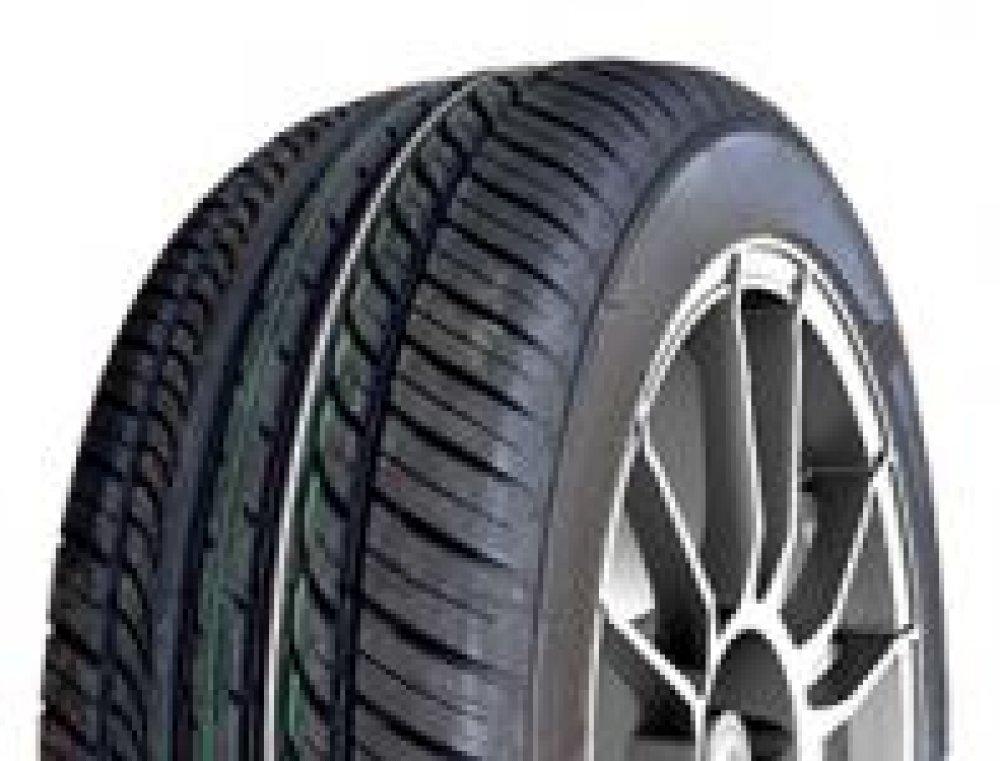 Royal Black Royal Road 205/65R15 94V