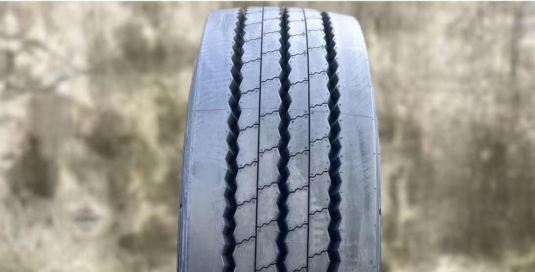 Avantech APC1000 275/70R22.5 152/149J