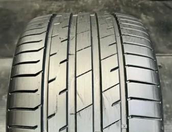Z RSC 255/35R18 90Y